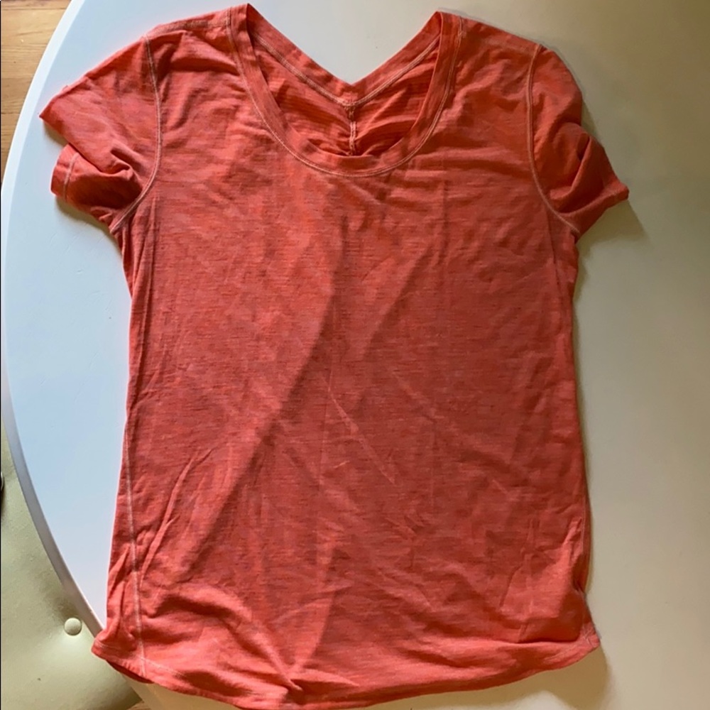 Lululemon coral tee size 12